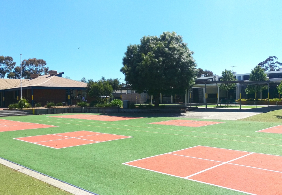 Greenvale Primary School Bat Tennis Courts